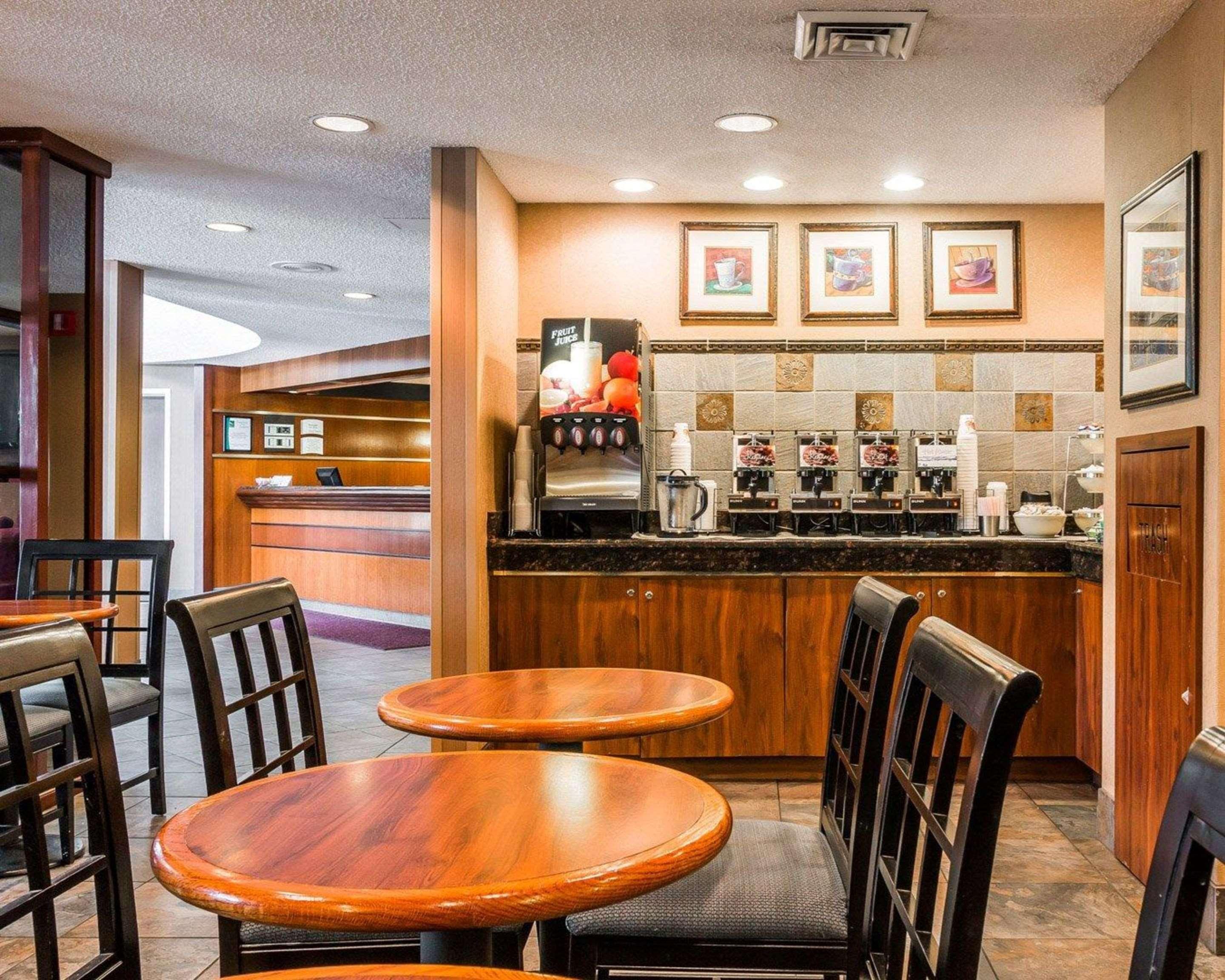 Quality Inn Auburn Hills - Detroit North Eksteriør bilde