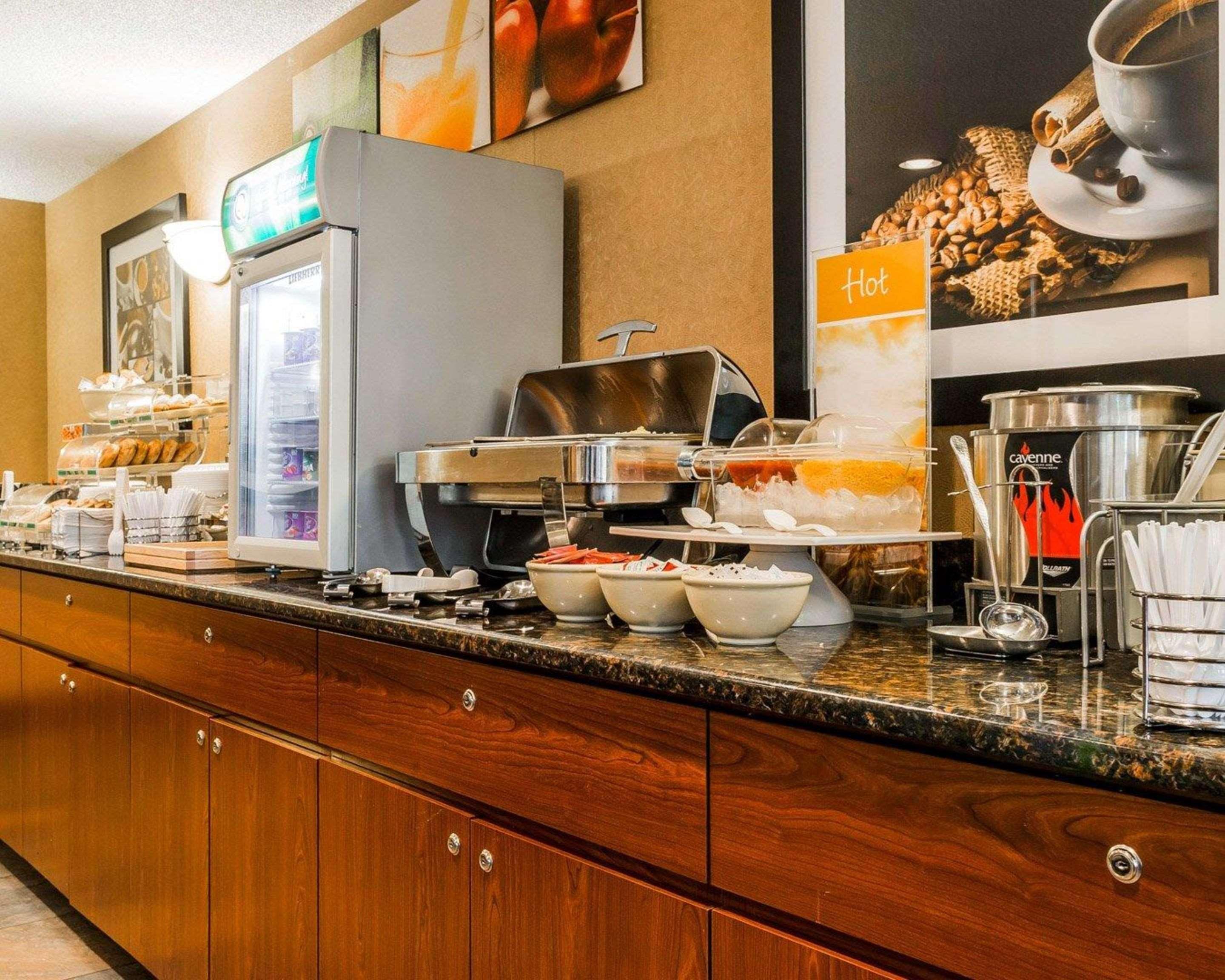 Quality Inn Auburn Hills - Detroit North Eksteriør bilde